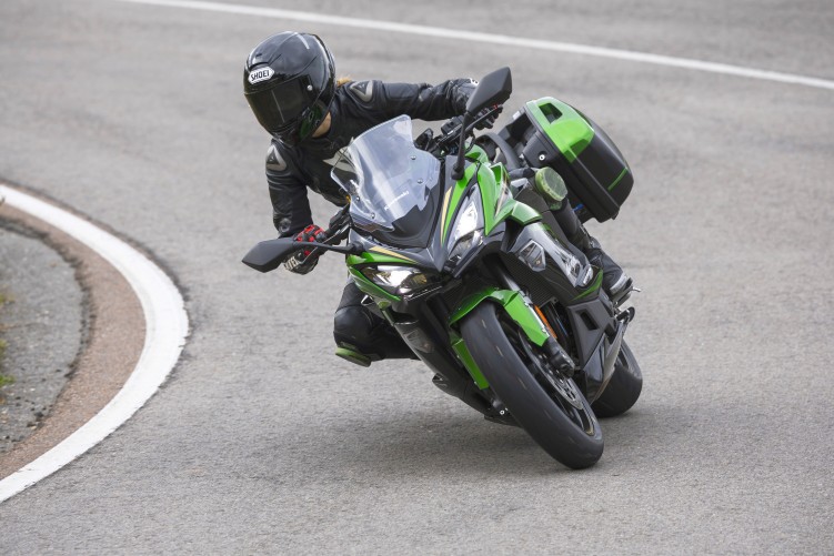 Kawasaki Ninja 1100 SX model 2025